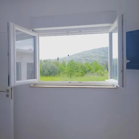 Paradise Apartment *